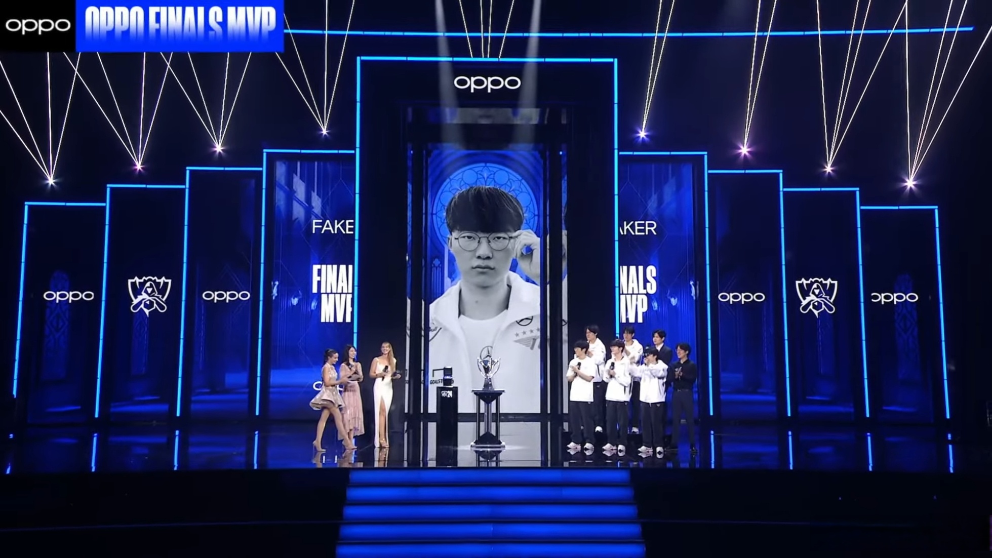 九游体育娱乐-Faker回归赛场，回归赛场首场状态亮眼，尤文图斯观众沸腾！